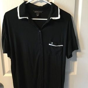 Victoria Secret Black Sleep Top Size M NWOT